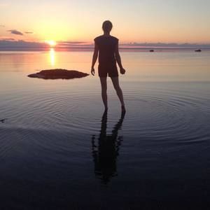 Meet your Posher, Isabelle